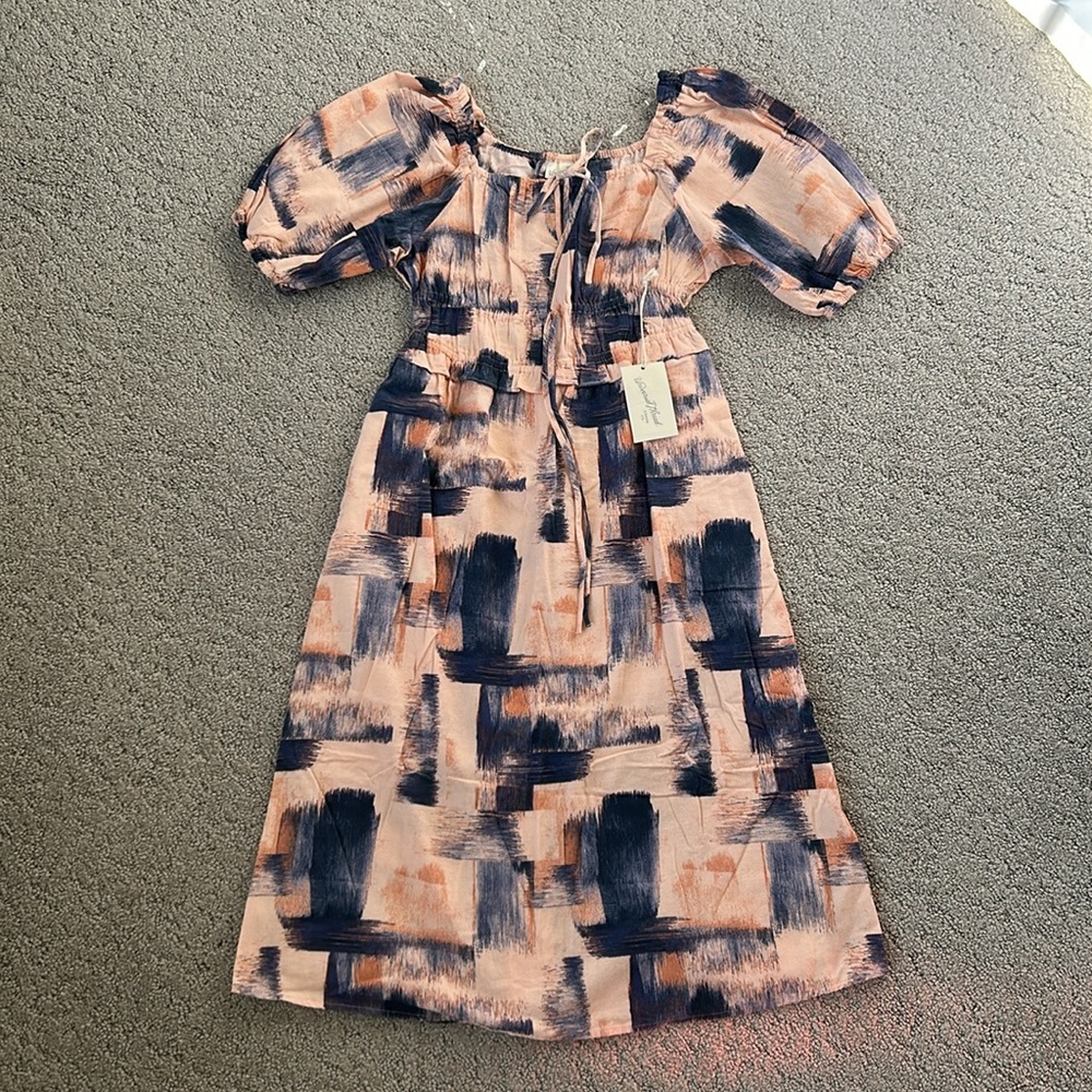 Universal Thread Cotton Puff Sleeve Abstract Geom… - image 4